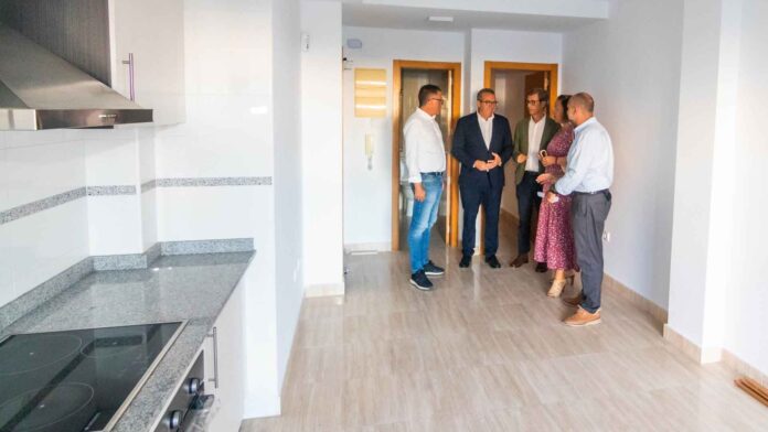 La Generalitat ultima en Benidorm nueve viviendas públicas en alquiler asequible para jóvenes y familias monoparentales