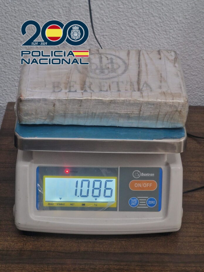 La Policía Nacional desarticula un punto de venta de cocaína en Benidorm con cuatro detenidos