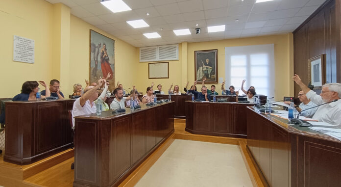 Villajoyosa reclama al Gobierno el pago de las ayudas al combustible para la flota pesquera