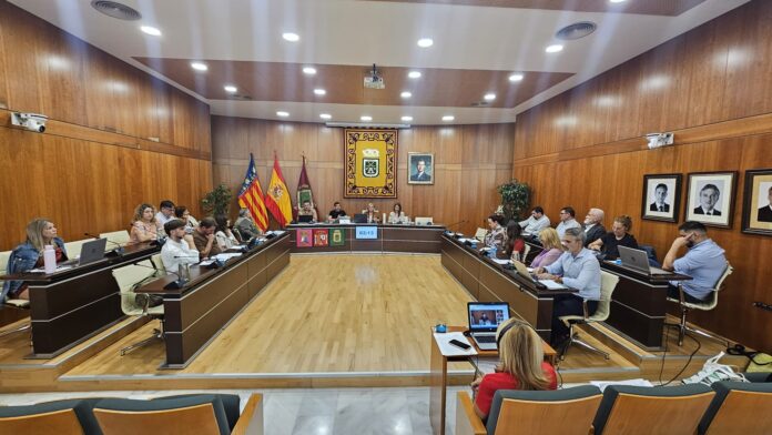 Calpe aprueba rebajas en los recibos de basura y circulación tras modificar sus ordenanzas fiscales / Ayuntamiento de Calpe