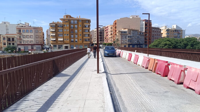 Villajoyosa cierra el puente del Amadorio este domingo por la noche por obras de asfaltado