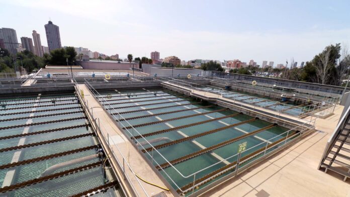 El Consorcio de Aguas de la Marina Baixa garantiza el abastecimiento pese al incendio en la subestación del Algar / Fuente: Ayuntamiento de Benidorm