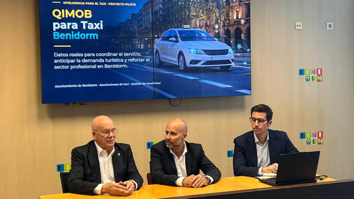 La Generalitat busca optimizar el servicio del taxi en Benidorm mediante datos en tiempo real